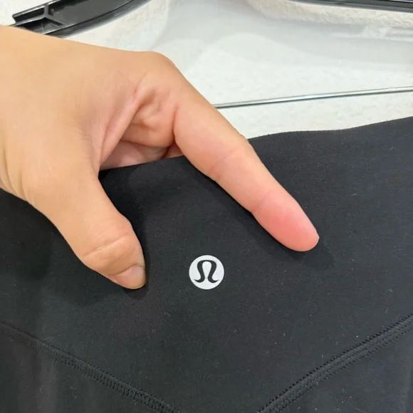 Lululemon Align Black High Rise Joggers Regular Women’s Size 6 - Picture 6 of 7